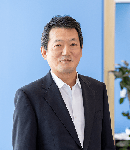 専務取締役　営業本部長　阿部昌彦